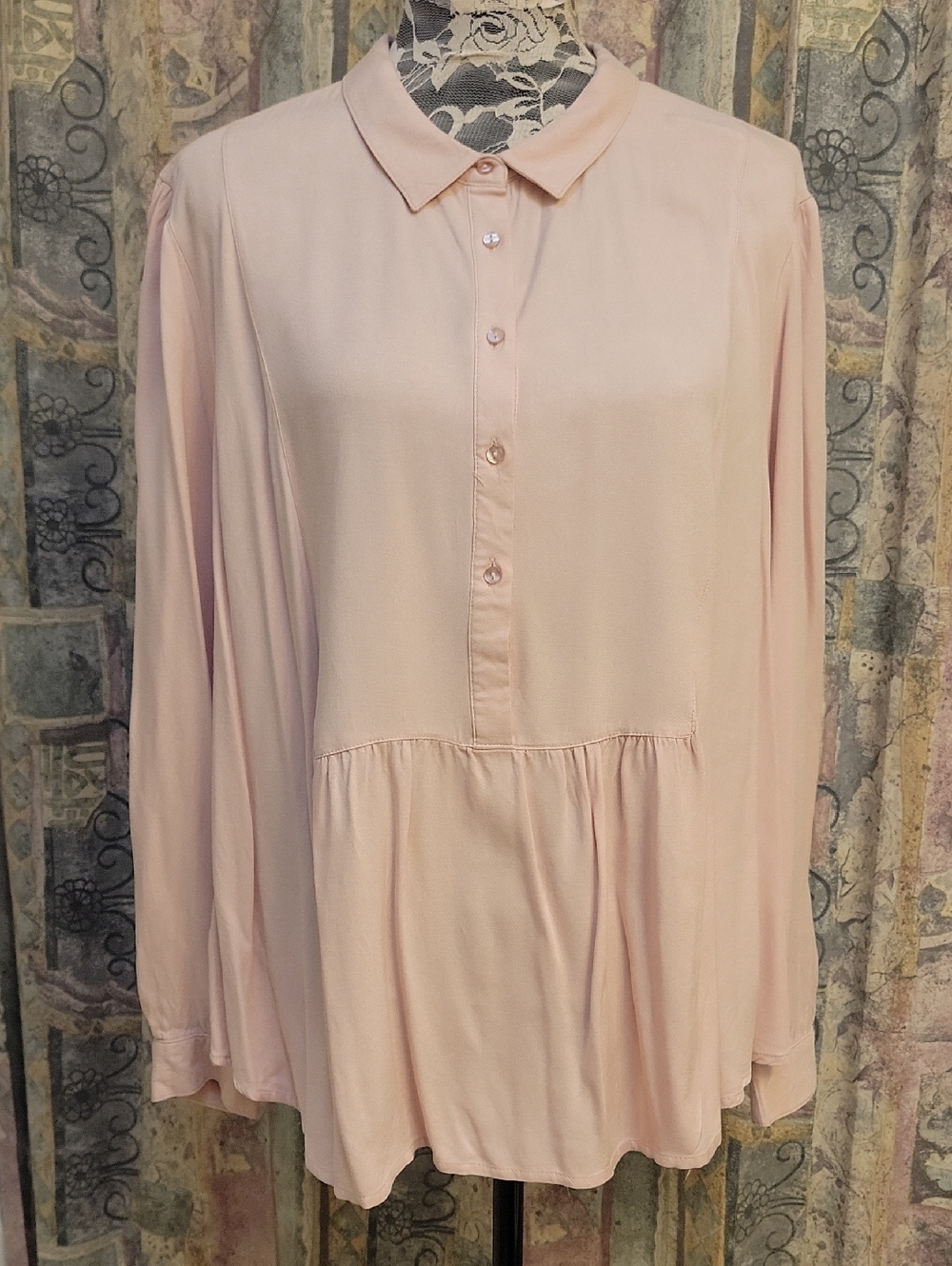 ellos Soft Blush Button-Front Tunic Top